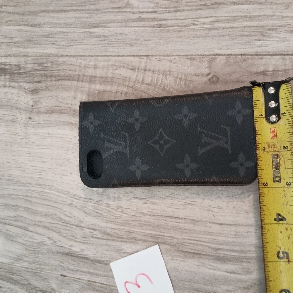 Authentic Louis Vuitton Monogram Phone Folio Case iPhone 6